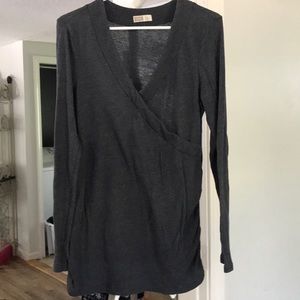 Old Navy maternity top.